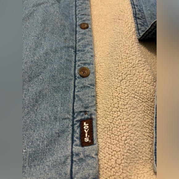 Levi Strauss & Co Sherpa Lined Light Wash Jean Jacket Size M Unisex - Picture 7 of 7